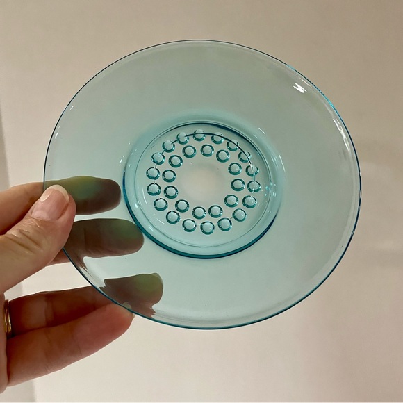 VTG 1960’s Hazel Atlas Hobnail Pattern Capri Blue Saucers Mid 20th Century - Picture 4 of 8